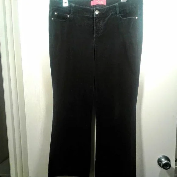 Black Thalia Sodi Velveteen Jeans Size: 1X - Picture 6 of 9